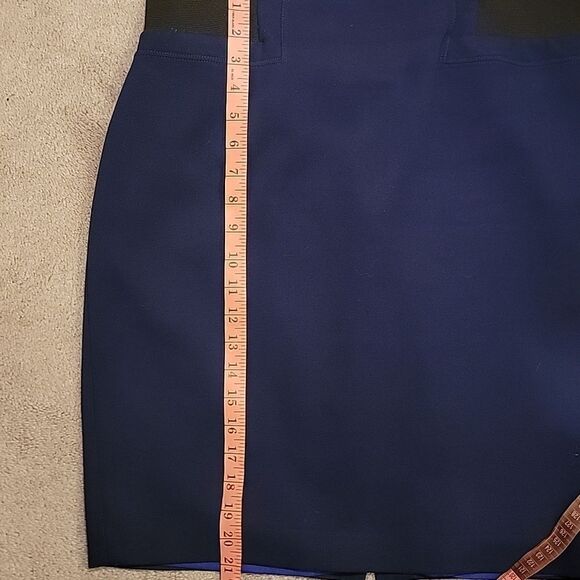 Elie Tahari Black and Blue Pencil Skirt Sz 8 - Picture 4 of 9